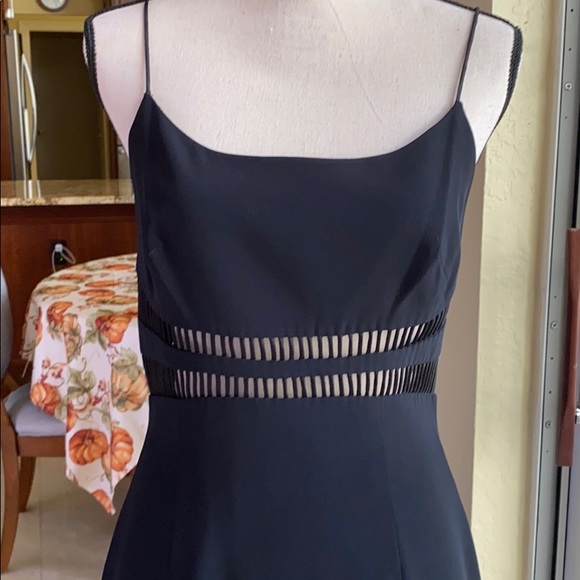 Niteline By Nahdree Dress - Picture 2 of 10